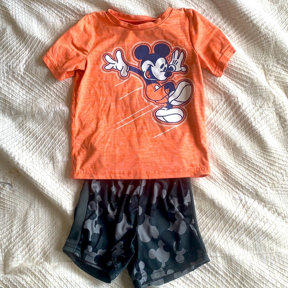 Active 2t Mickey Mouse outfit